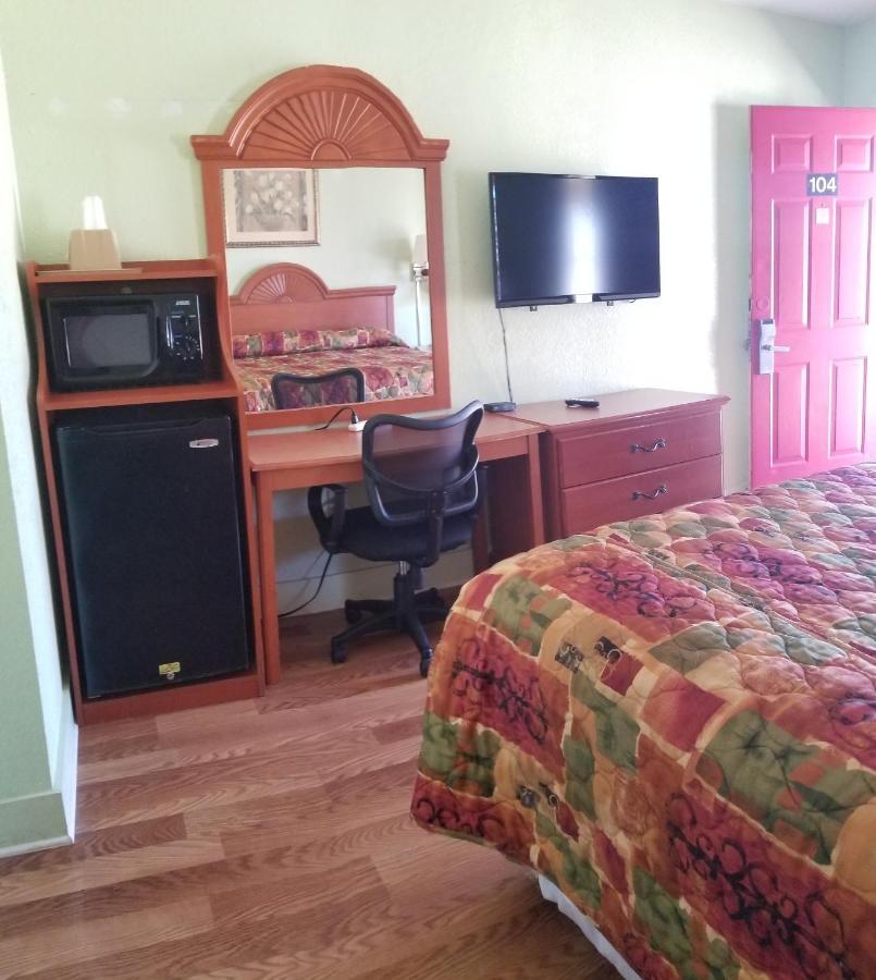 Budget Inn Magnolia Bagian luar foto